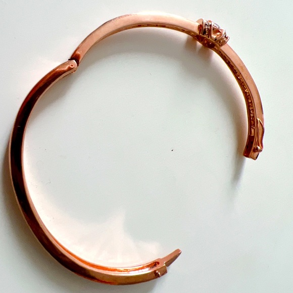 Rose Gold Plating Zorcon Bracelet - Picture 3 of 4